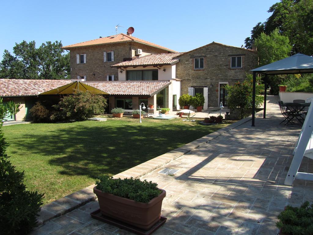 Le Torracce Agriturismo Olistico Hotel Valfabbrica ภายนอก รูปภาพ