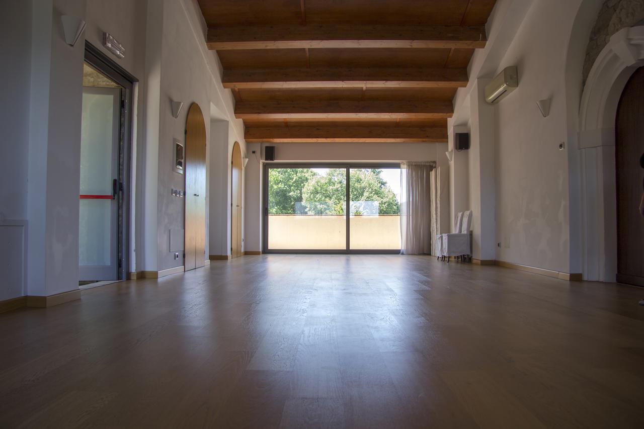 Le Torracce Agriturismo Olistico Hotel Valfabbrica ภายนอก รูปภาพ